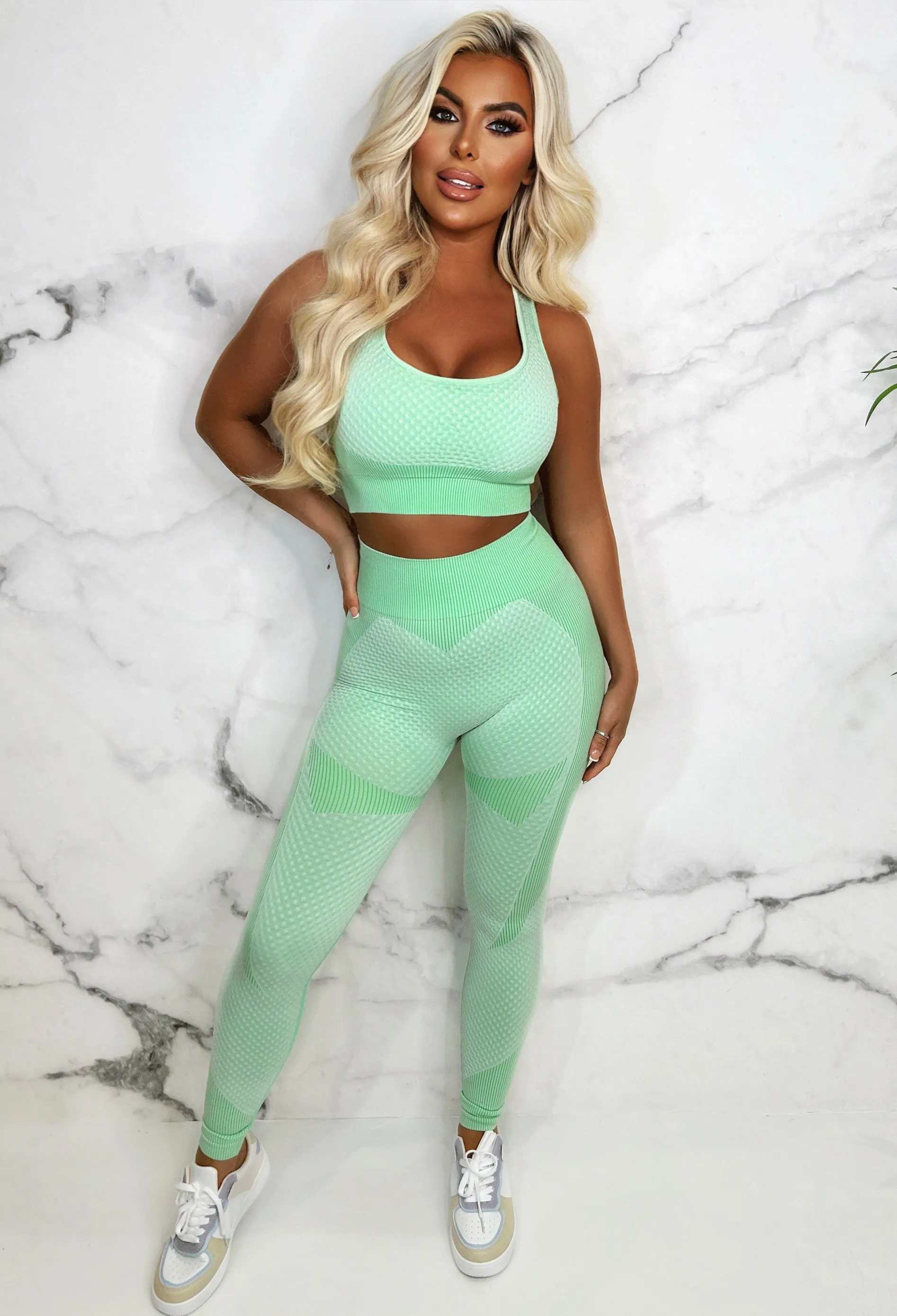 Free & Easy Mint Green 2pcs Athleisure Set