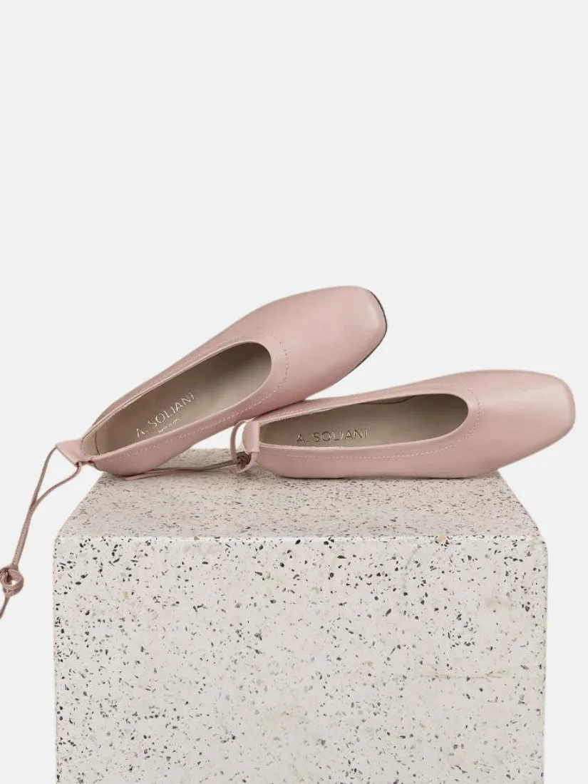 Imola Flats in Blush