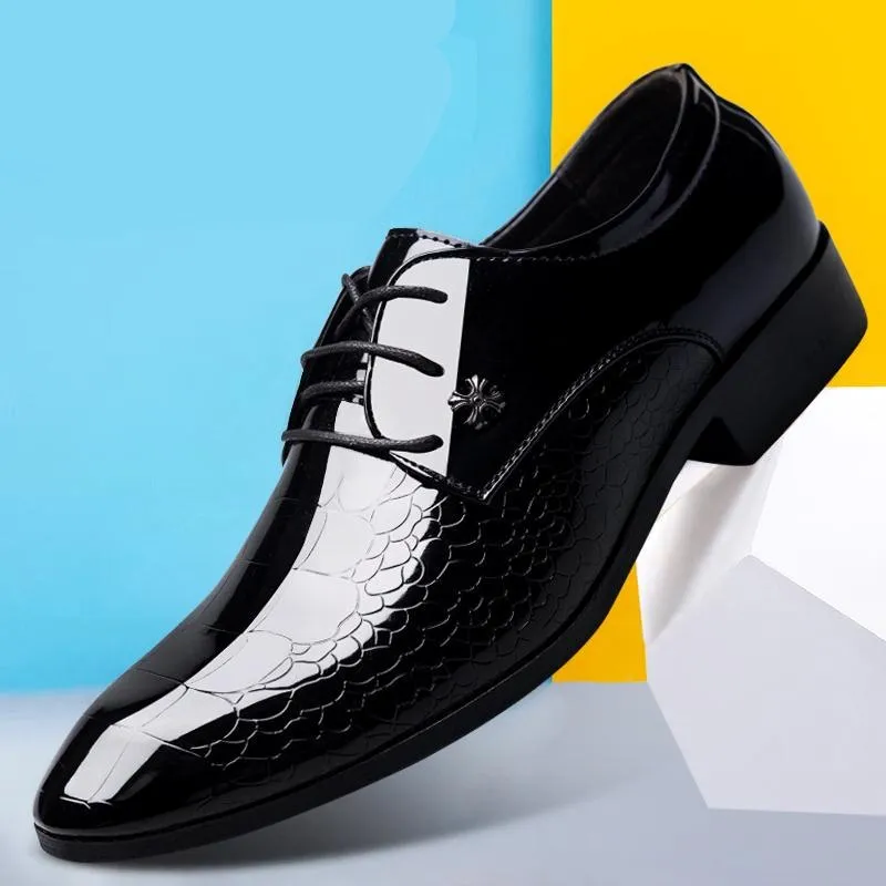 Lackleder schwarz oxford schuhe f&uuml;r m&auml;nner krokodilleder schuhe m&auml;nner hochzeit schuhe formalen mens spitz kleid schuhe italien derby